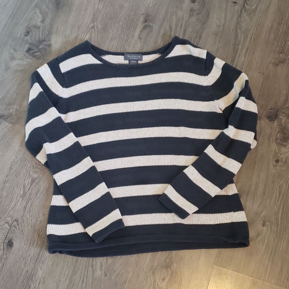 Van Heusen sweater